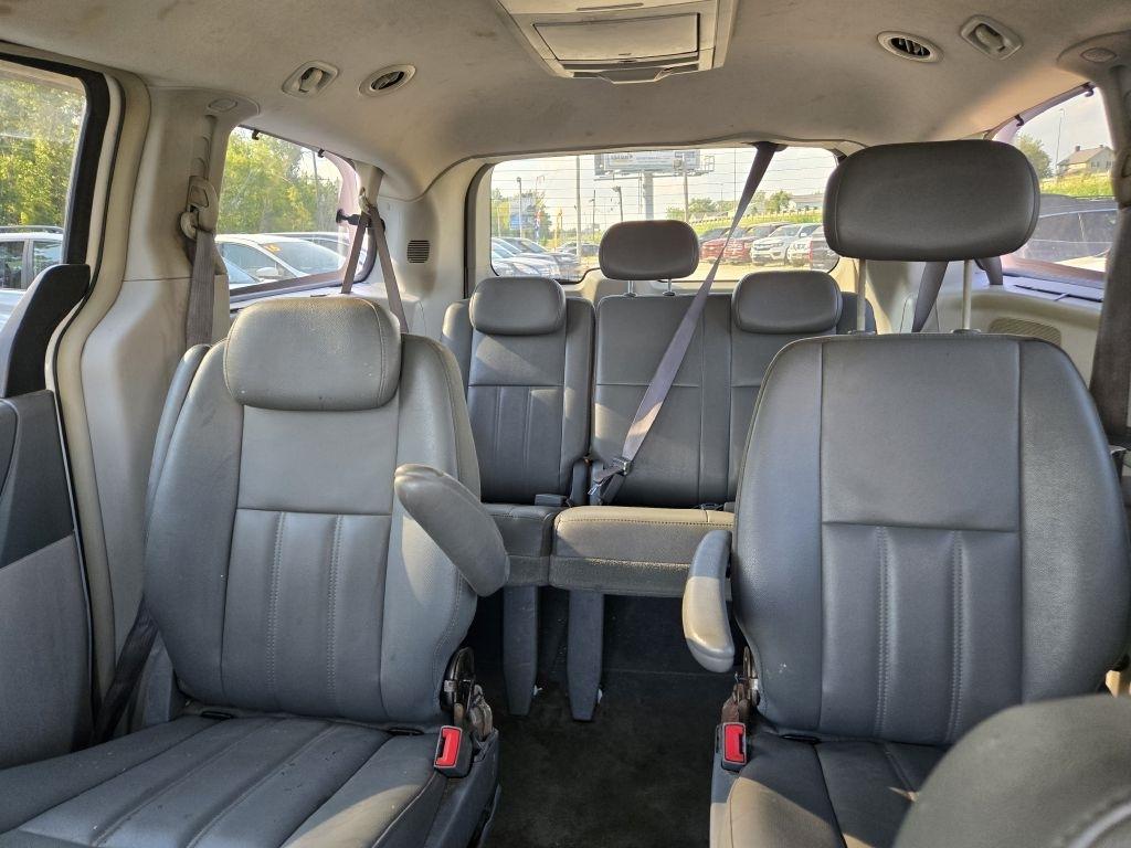 Chrysler Town & Country Touring 2009