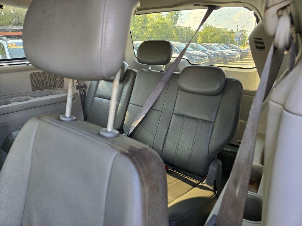 Chrysler Town & Country Touring 2009
