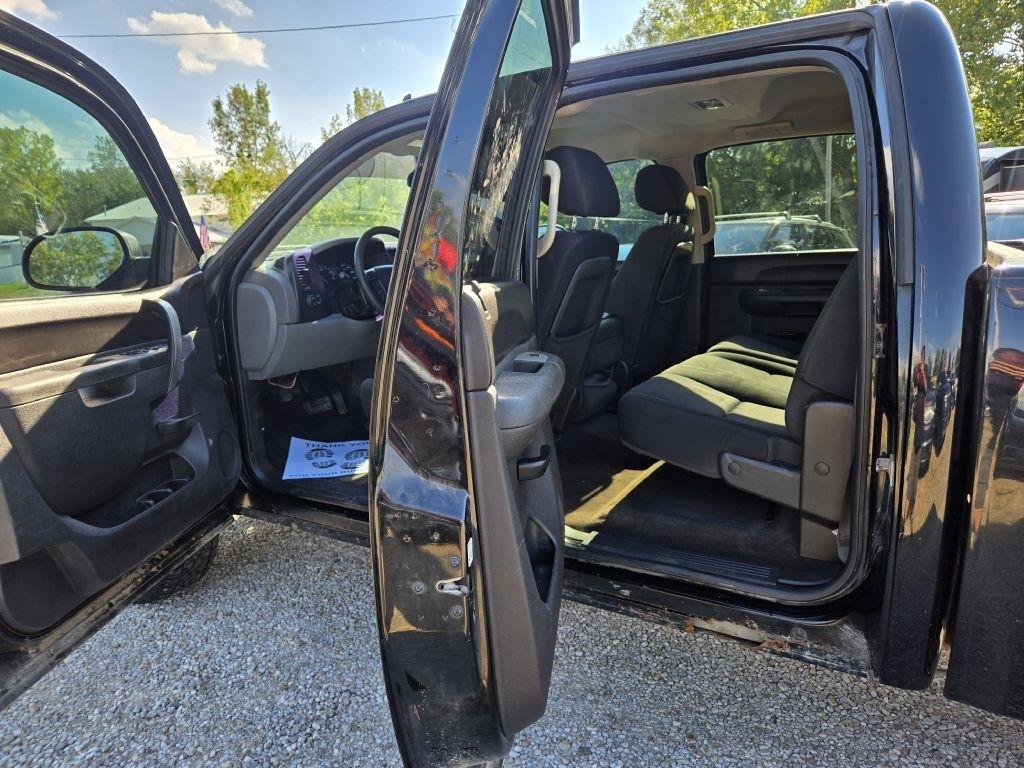 Chevrolet Silverado 1500 LS Crew Cab 4WD 2010