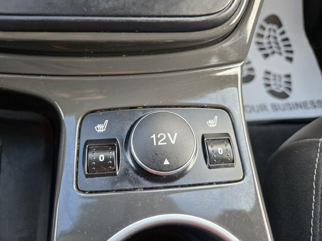 Ford Escape Titanium 4WD 2015