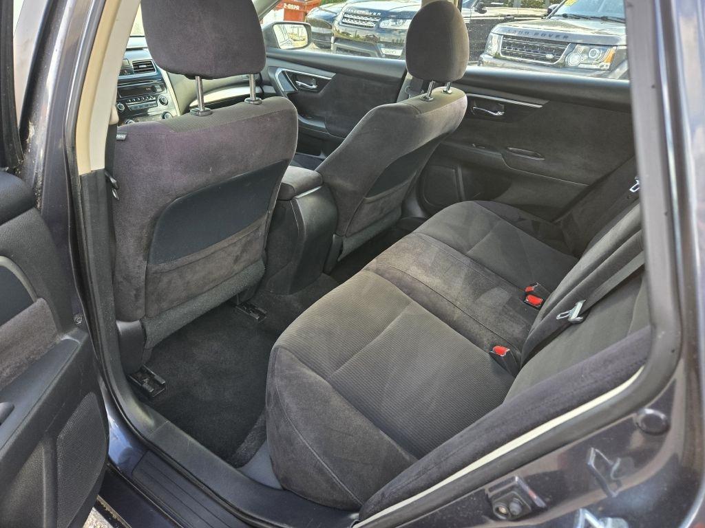 Nissan Altima 2.5 S 2013