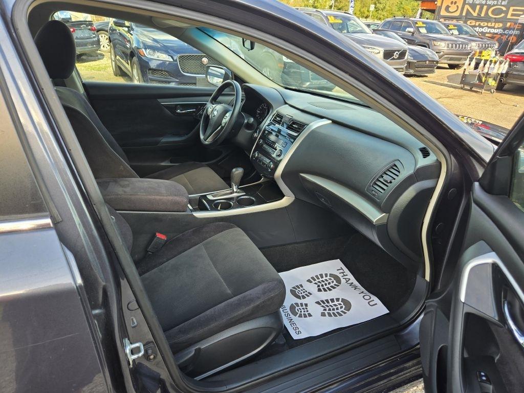 Nissan Altima 2.5 S 2013