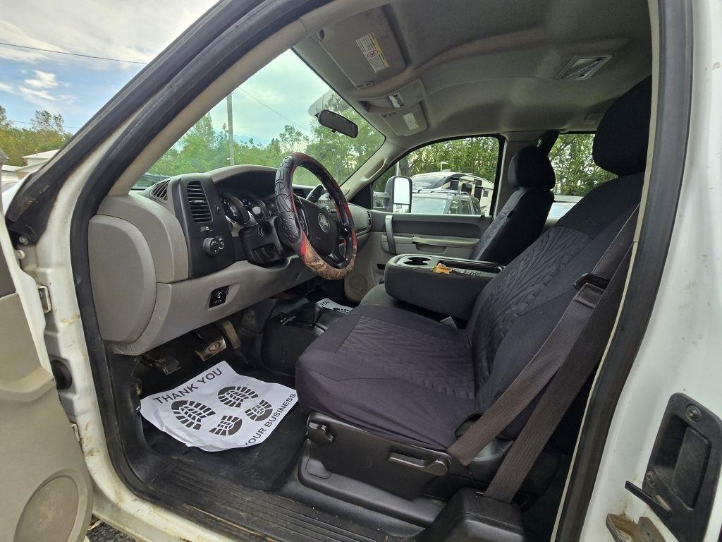 Chevrolet Silverado 2500HD Work Truck Ext. Cab 4WD 2013