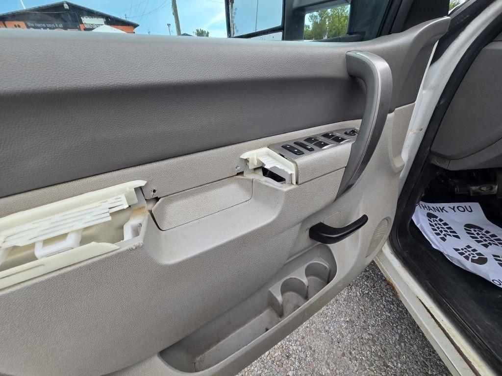 Chevrolet Silverado 2500HD Work Truck Ext. Cab 4WD 2013