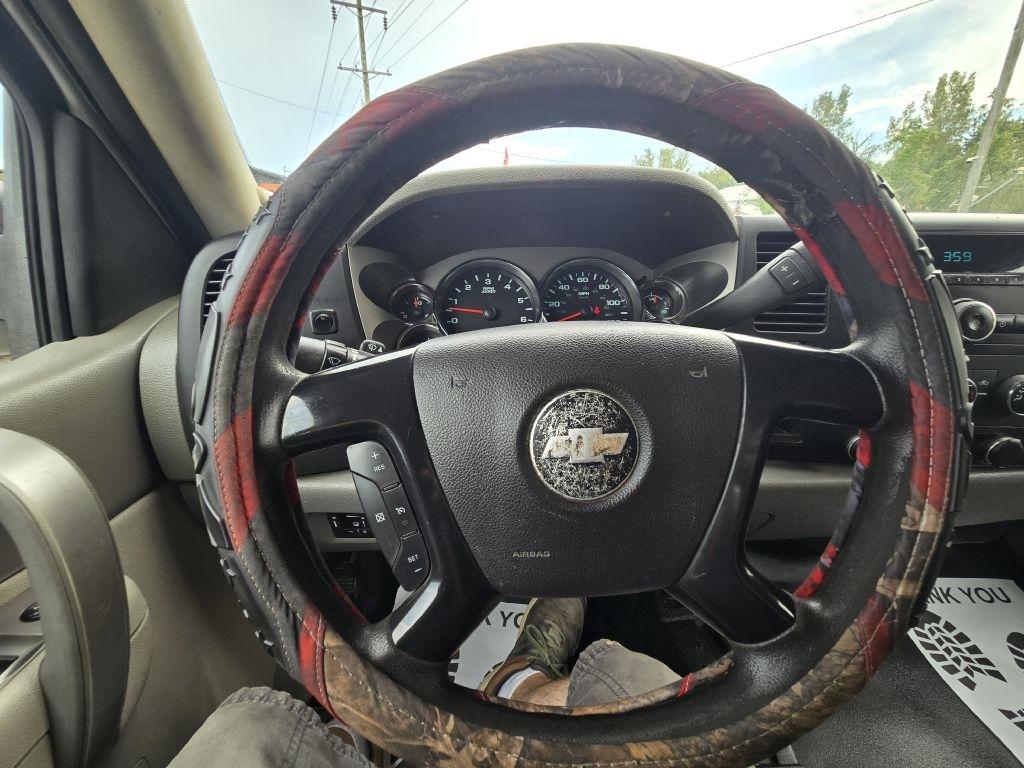 Chevrolet Silverado 2500HD Work Truck Ext. Cab 4WD 2013