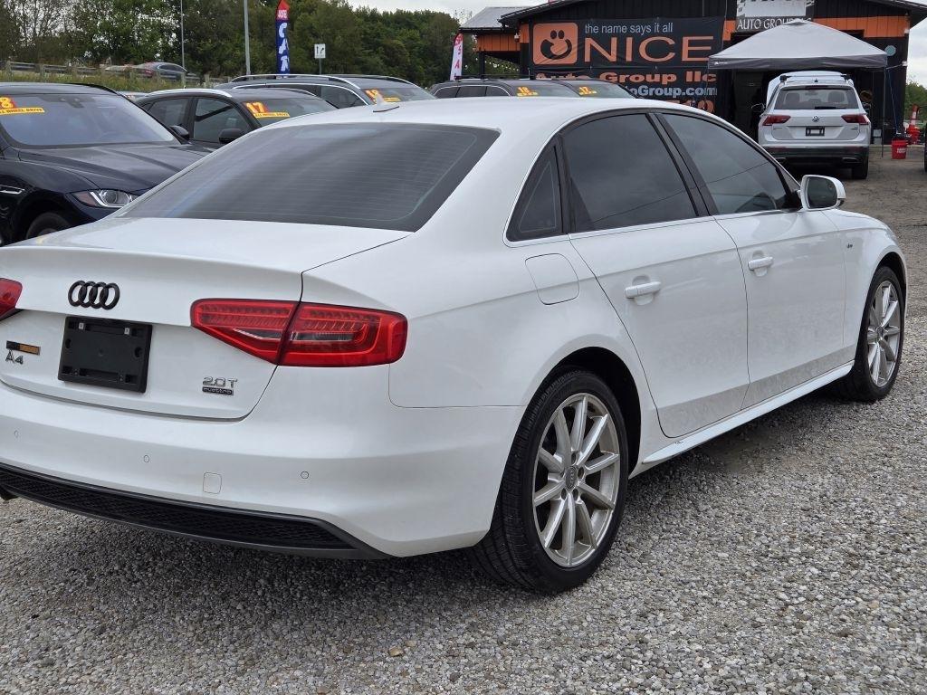Audi A4 2.0T Sedan quattro Tiptronic 2015