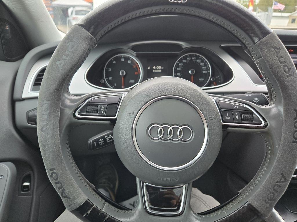 Audi A4 2.0T Sedan quattro Tiptronic 2015