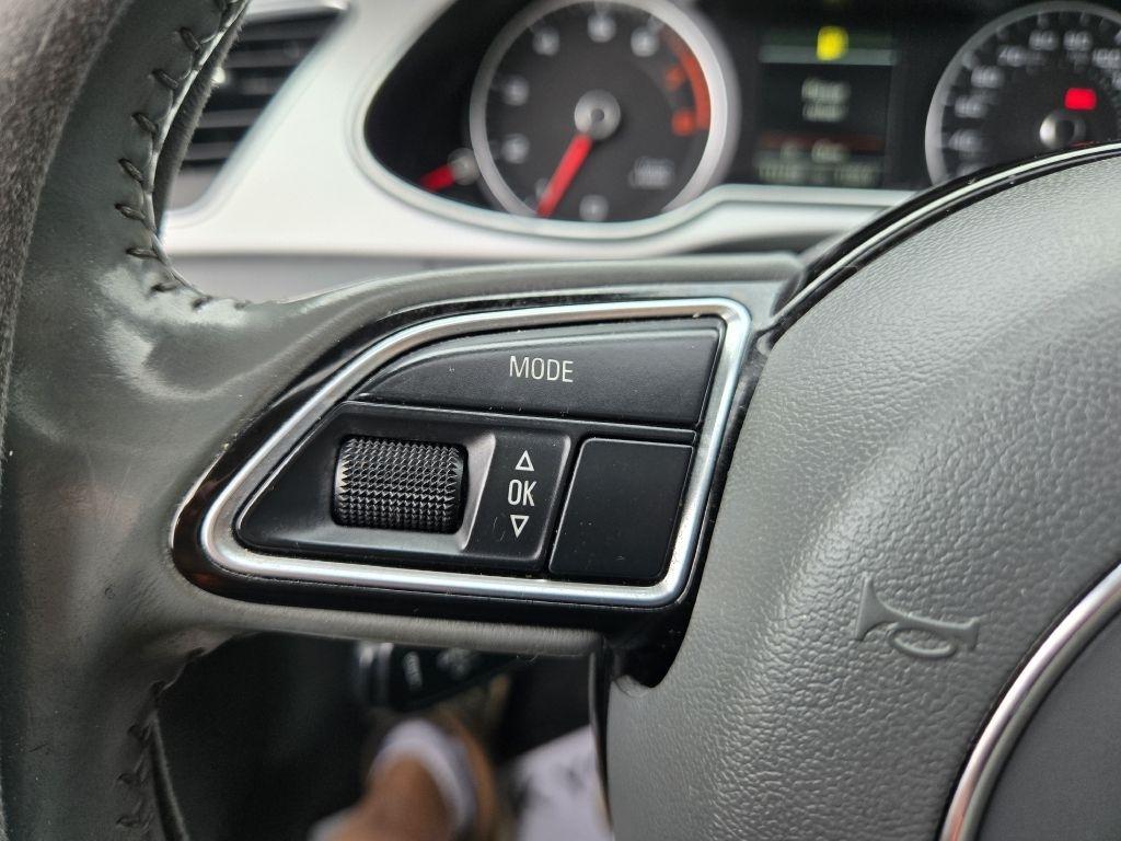 Audi A4 2.0T Sedan quattro Tiptronic 2015