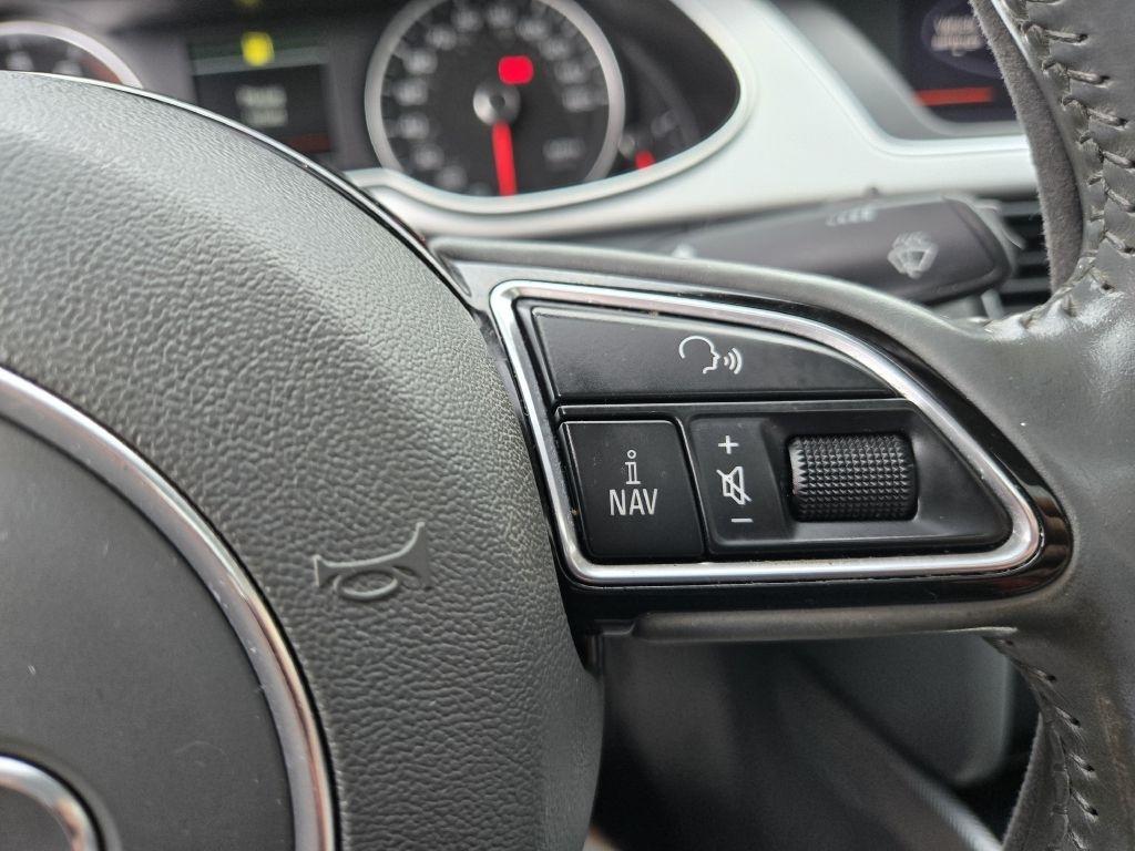 Audi A4 2.0T Sedan quattro Tiptronic 2015