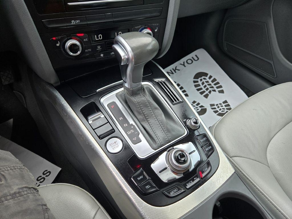 Audi A4 2.0T Sedan quattro Tiptronic 2015