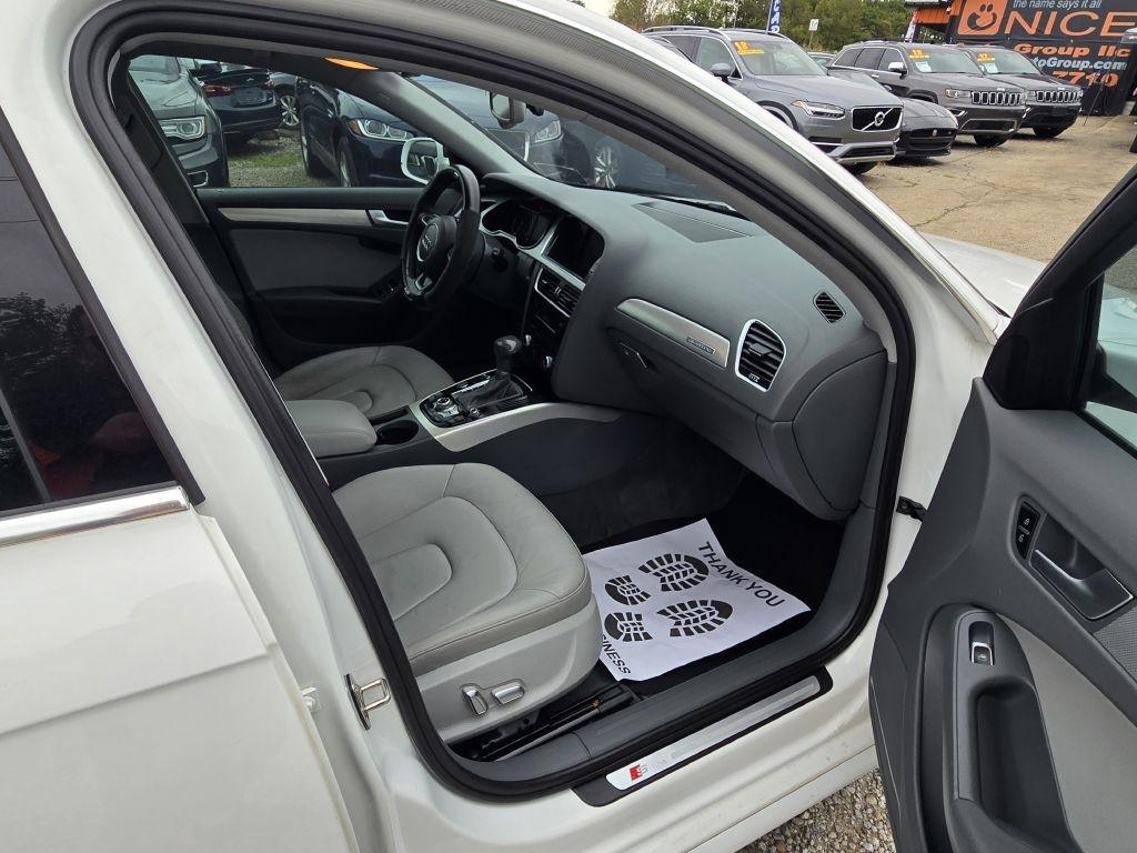 Audi A4 2.0T Sedan quattro Tiptronic 2015
