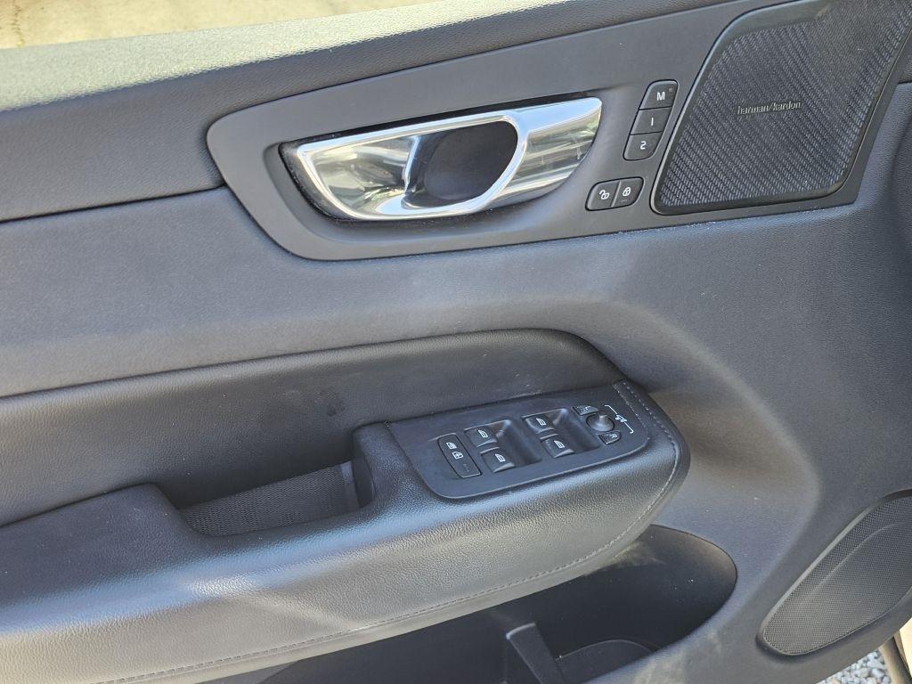 Volvo XC60 T6 Momentum AWD 2019