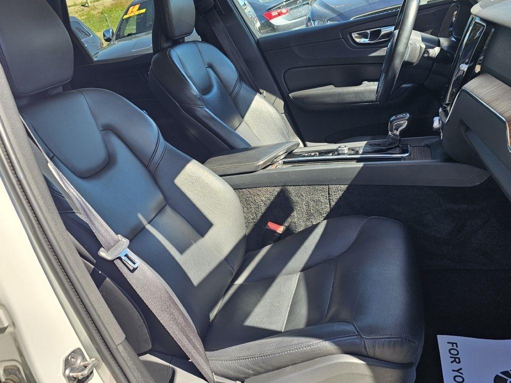Volvo XC60 T6 Momentum AWD 2019