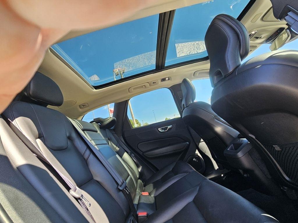 Volvo XC60 T6 Momentum AWD 2019