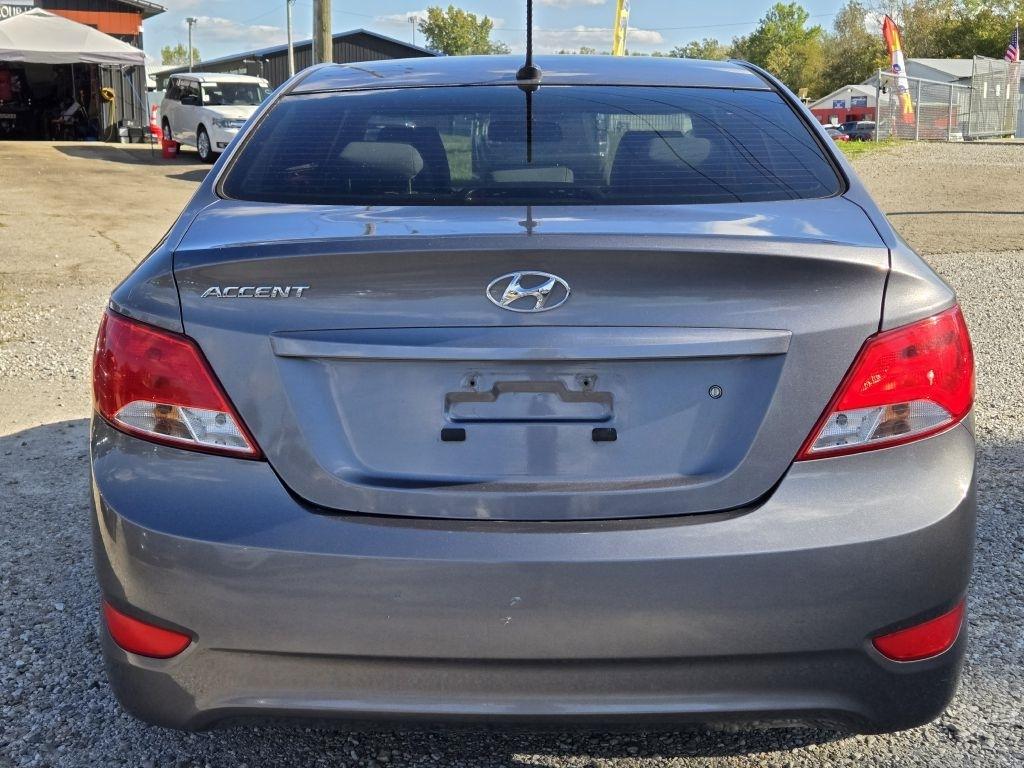 Hyundai Accent SE 4-Door 6A 2017