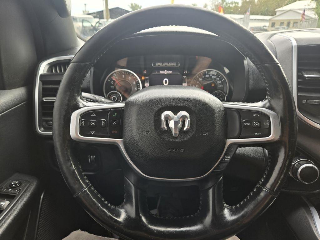 RAM 1500 Big Horn Quad Cab 4WD 2020