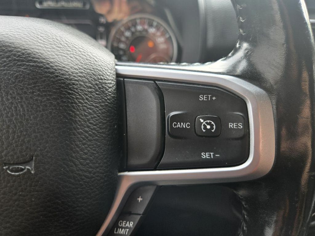 RAM 1500 Big Horn Quad Cab 4WD 2020