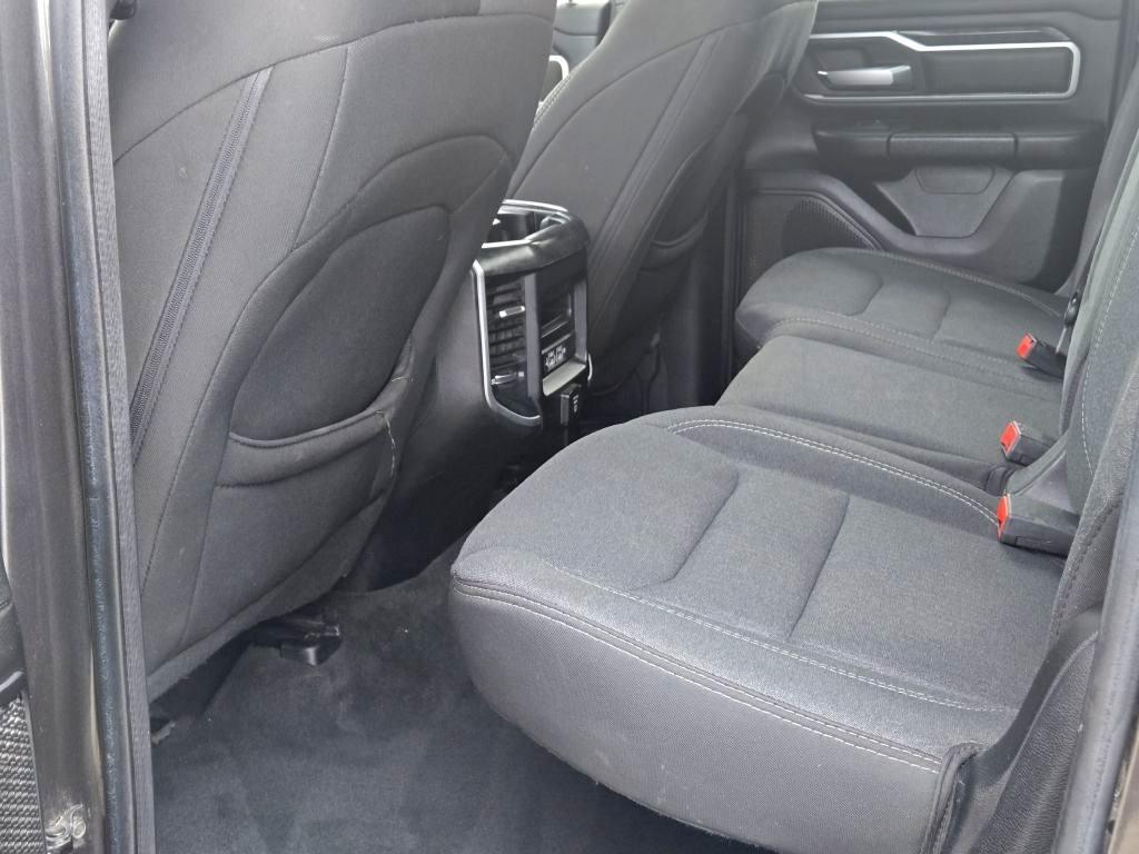 RAM 1500 Big Horn Quad Cab 4WD 2020
