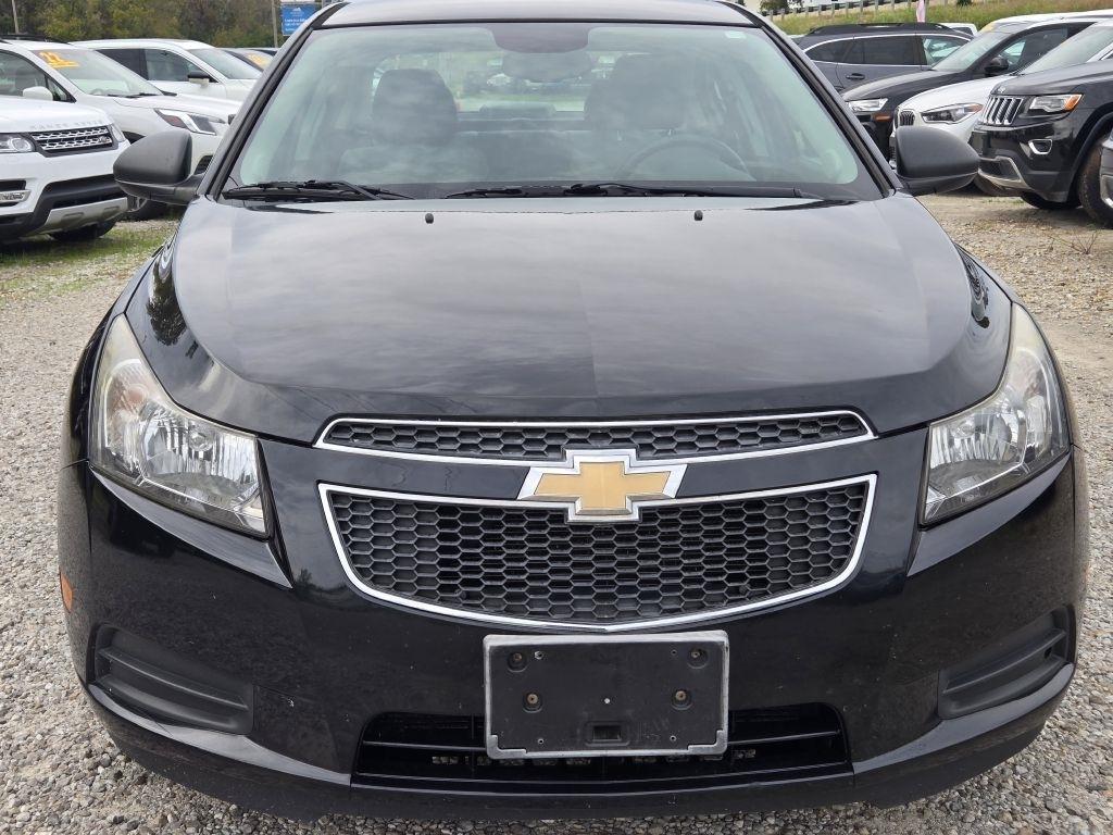 Chevrolet Cruze LS Auto 2013