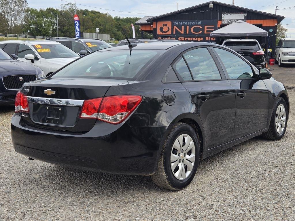 Chevrolet Cruze LS Auto 2013