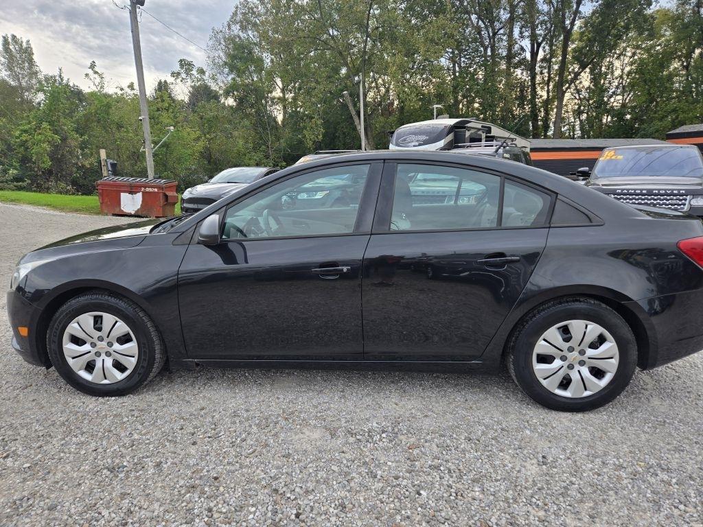 Chevrolet Cruze LS Auto 2013
