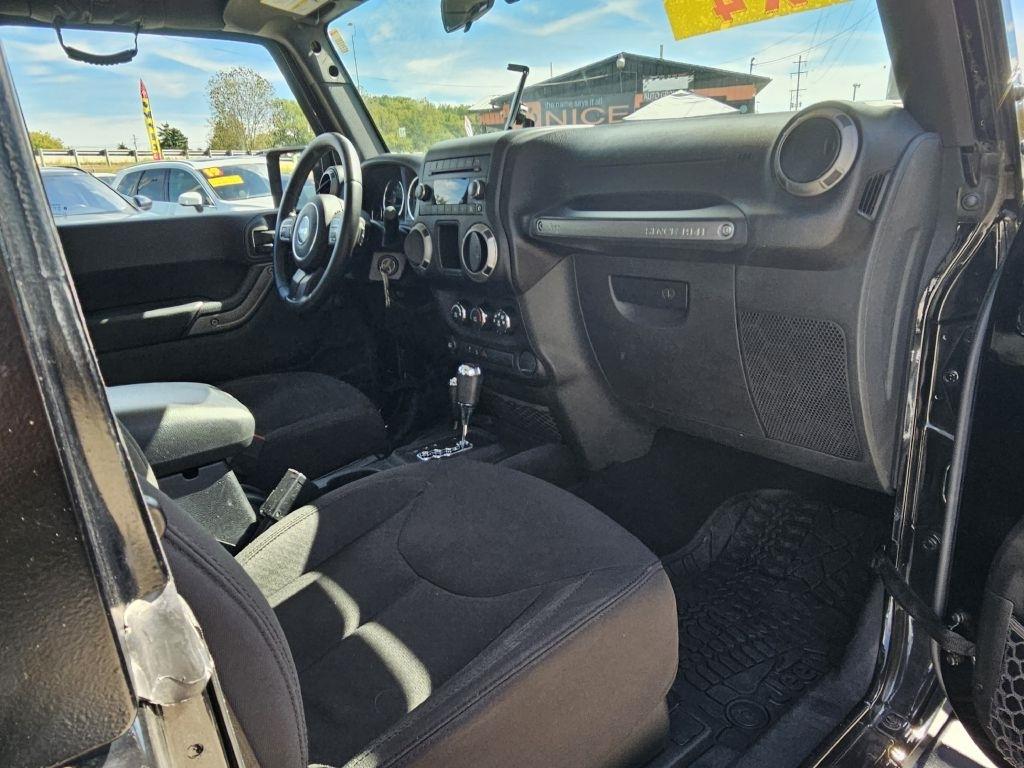 Jeep Wrangler Sport 4WD 2015