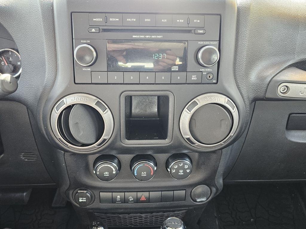 Jeep Wrangler Sport 4WD 2015