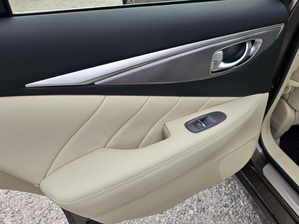 Infiniti Q50 3.0t Premium AWD 2016