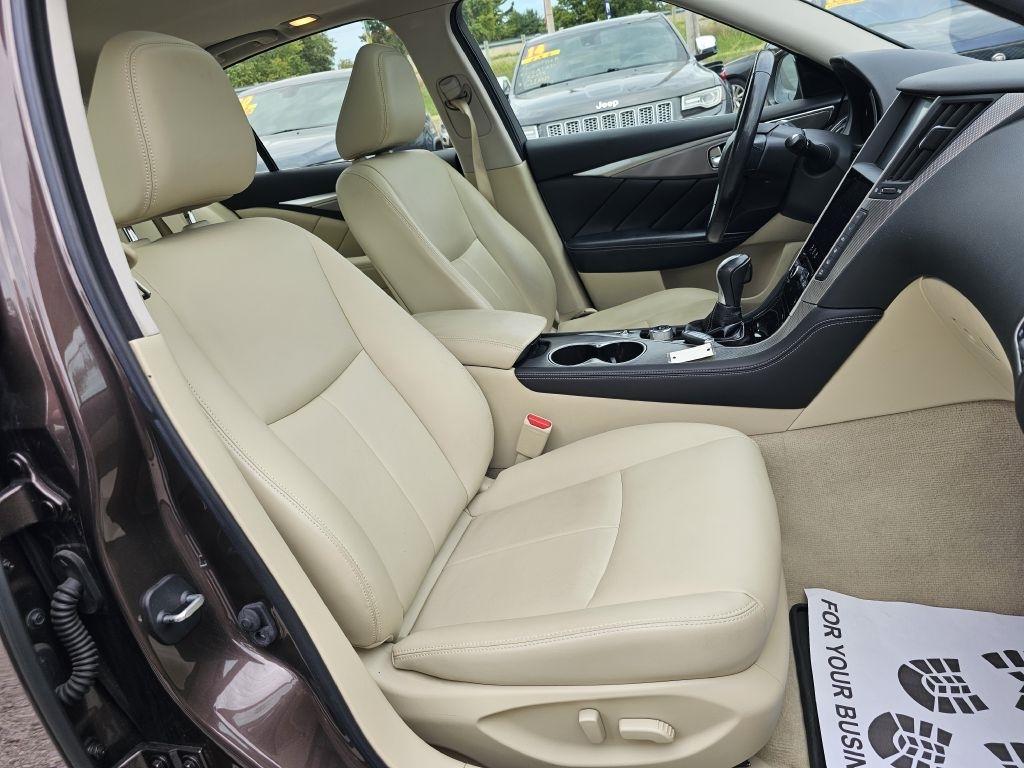Infiniti Q50 3.0t Premium AWD 2016
