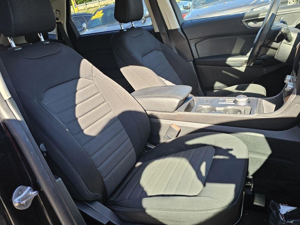 Ford Edge SE AWD 2021