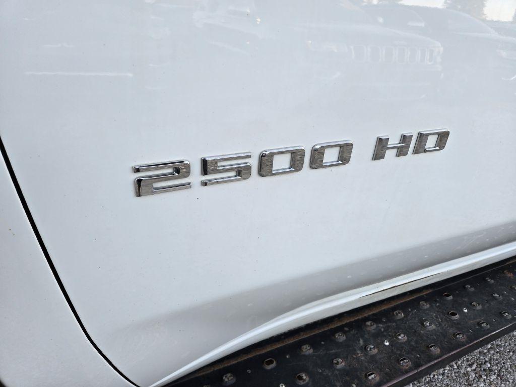 Chevrolet Silverado 2500HD Work Truck Crew Cab Long Box 4WD 2022