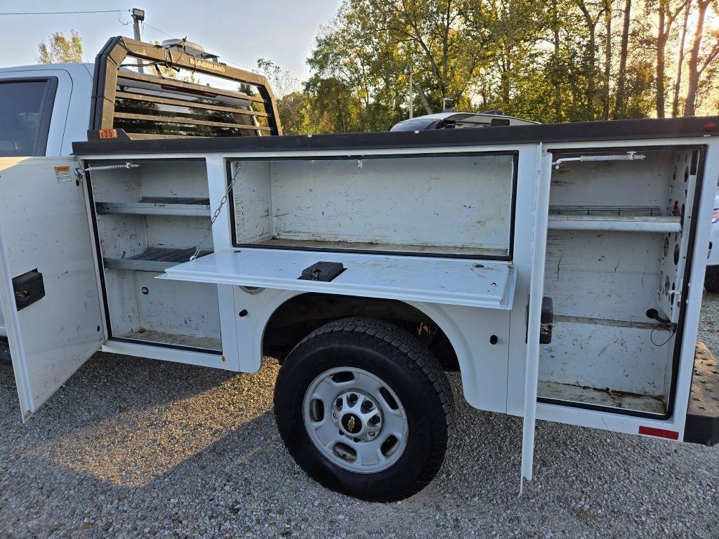 Chevrolet Silverado 2500HD Work Truck Crew Cab Long Box 4WD 2022