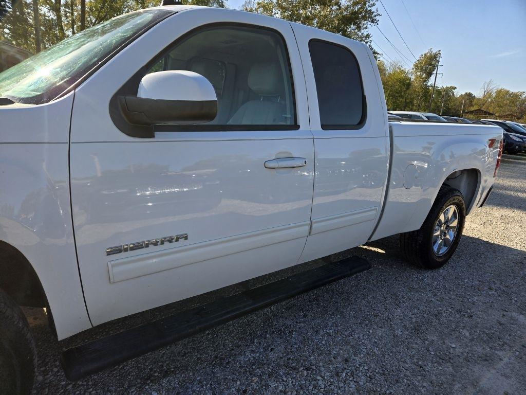 GMC Sierra 1500 SLT Ext. Cab 4WD 2013