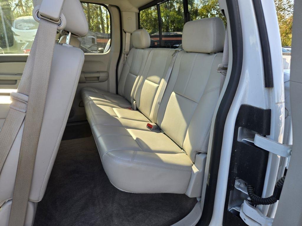 GMC Sierra 1500 SLT Ext. Cab 4WD 2013