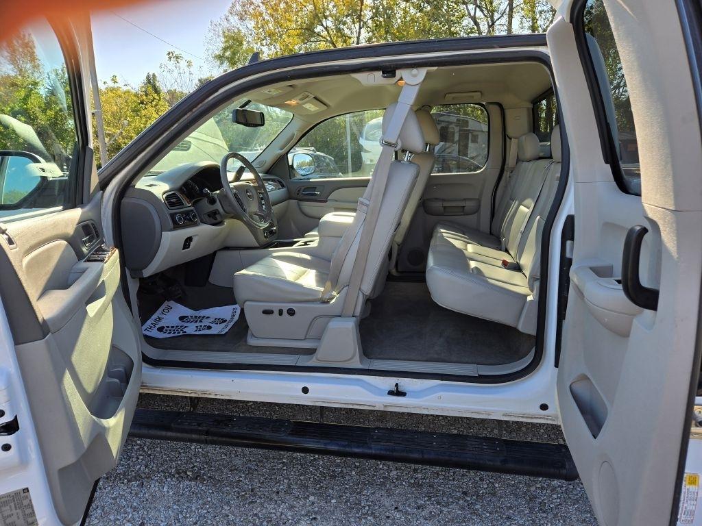 GMC Sierra 1500 SLT Ext. Cab 4WD 2013