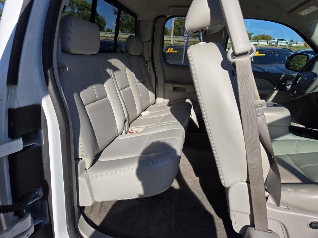 GMC Sierra 1500 SLT Ext. Cab 4WD 2013