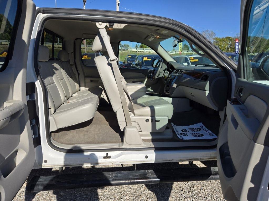 GMC Sierra 1500 SLT Ext. Cab 4WD 2013