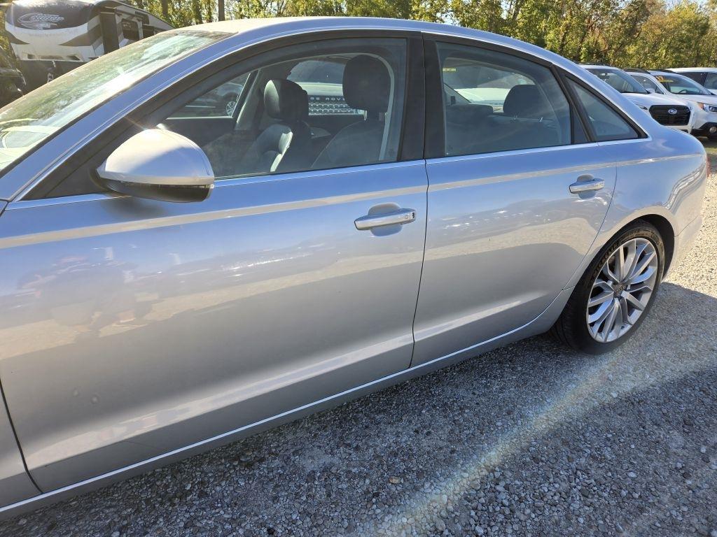 Audi A6 2.0T Premium Sedan FrontTrak Multitronic 2013