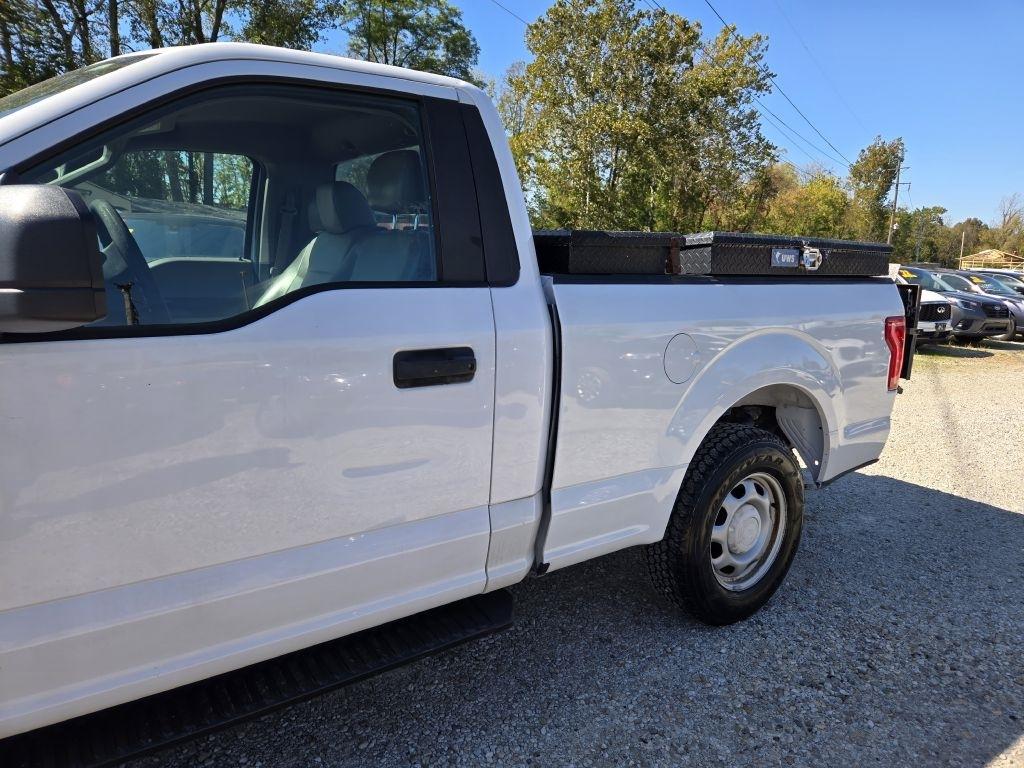 Ford F-150 XL 8-ft. Bed 2WD 2017