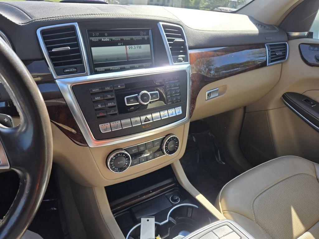 Mercedes-Benz GL-Class GL350 BlueTEC 2013