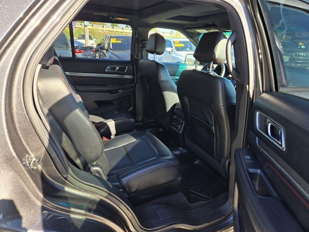 Ford Explorer Sport 4WD 2016