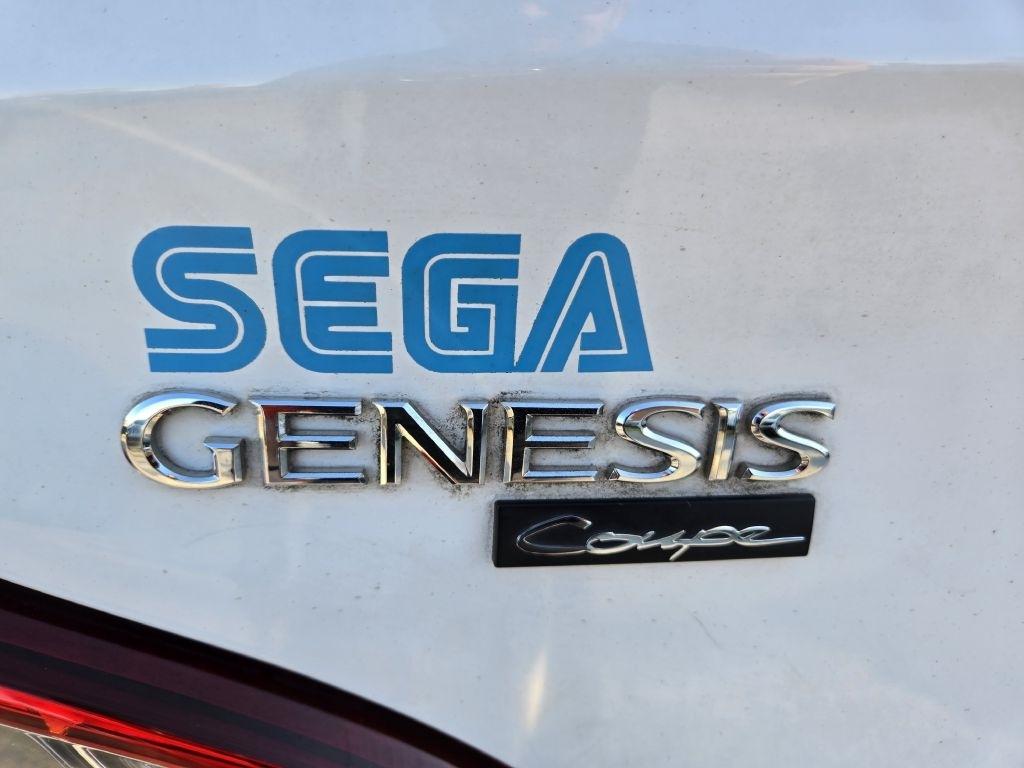 Hyundai Genesis Coupe 2.0T Auto 2013