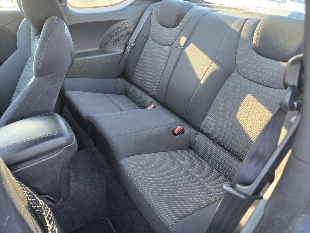 Hyundai Genesis Coupe 2.0T Auto 2013