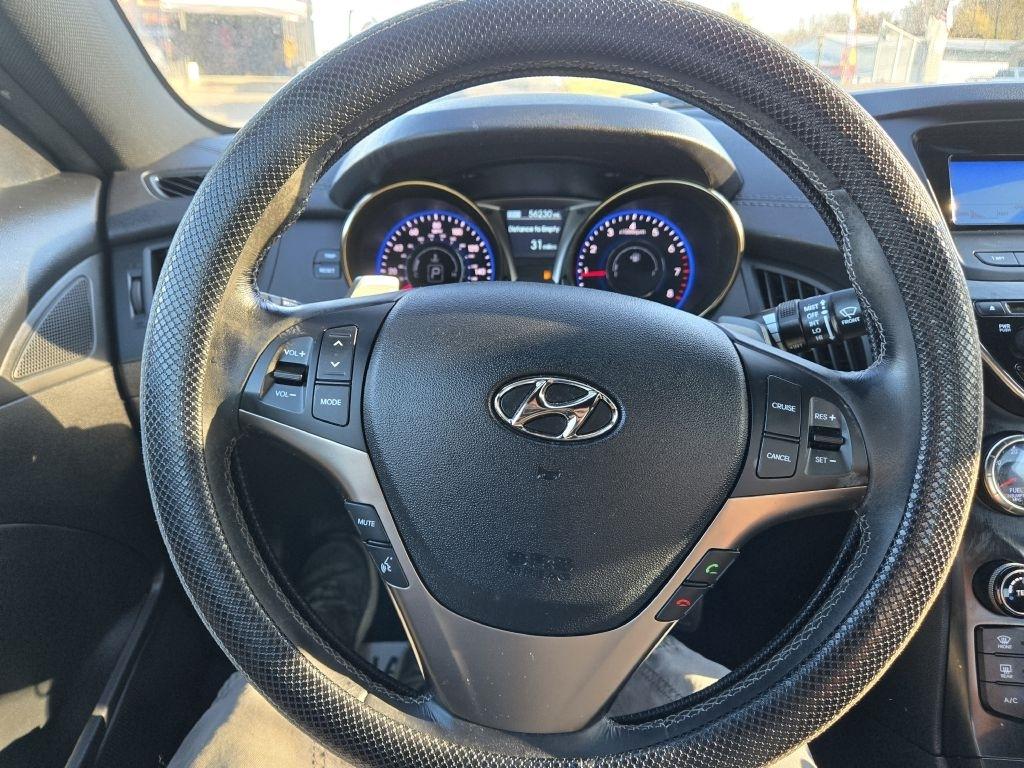 Hyundai Genesis Coupe 2.0T Auto 2013