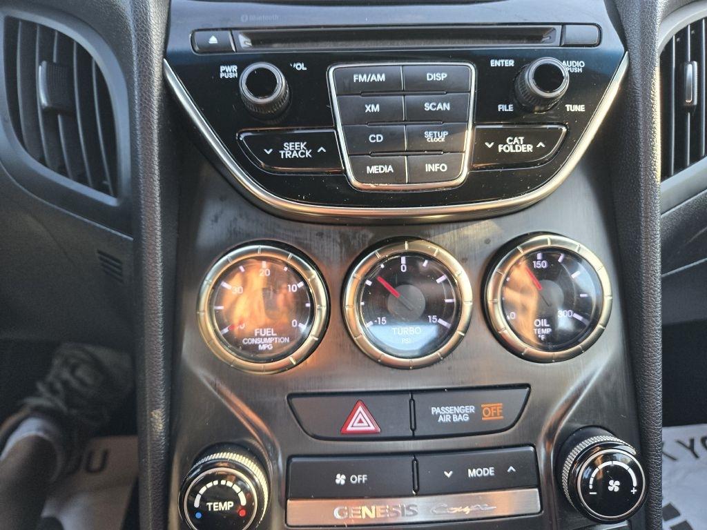 Hyundai Genesis Coupe 2.0T Auto 2013