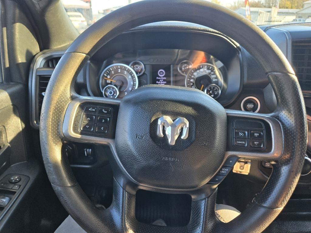RAM 2500 Tradesman Crew Cab LWB 4WD 2022