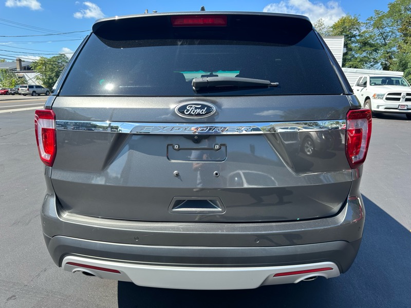 Ford Explorer XLT 4WD 2016 Ford Explorer XLT 4WD 2016