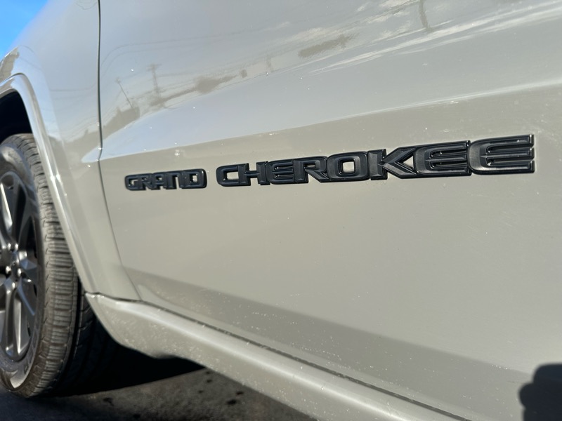 Jeep Grand Cherokee 4WD 4dr Laredo Altitude *Ltd Avail* 2019