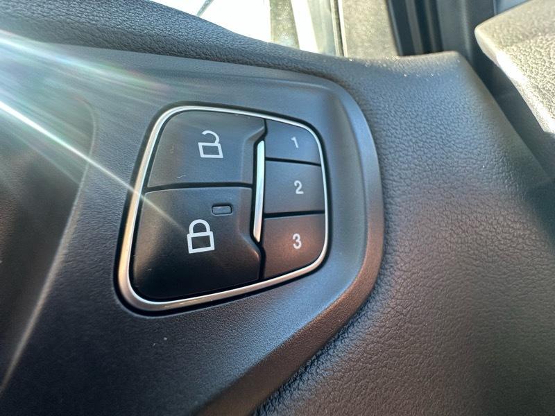 Ford Escape Titanium 4WD 2017