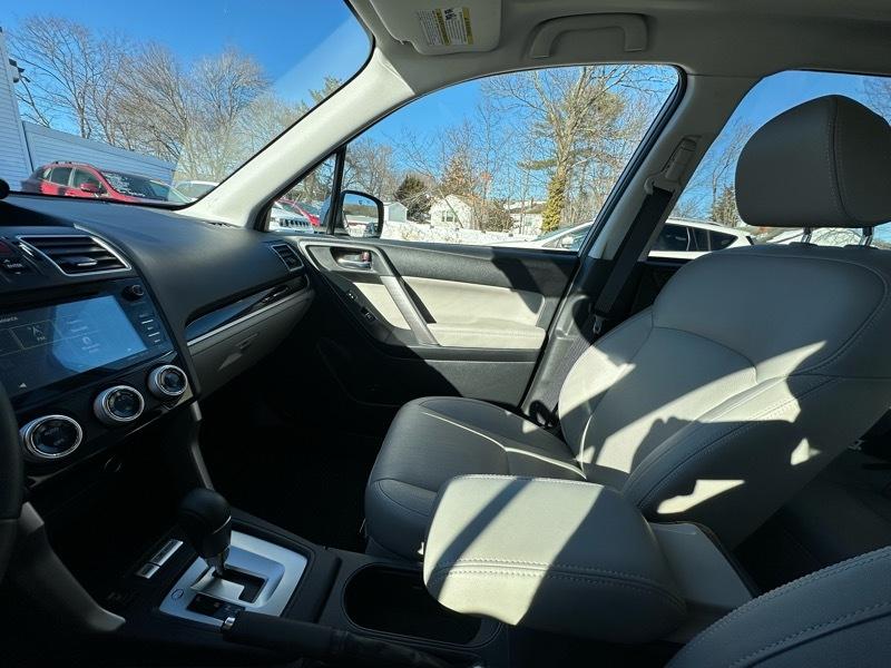 Subaru Forester 2.5i Limited 2017